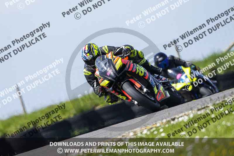 anglesey no limits trackday;anglesey photographs;anglesey trackday photographs;enduro digital images;event digital images;eventdigitalimages;no limits trackdays;peter wileman photography;racing digital images;trac mon;trackday digital images;trackday photos;ty croes